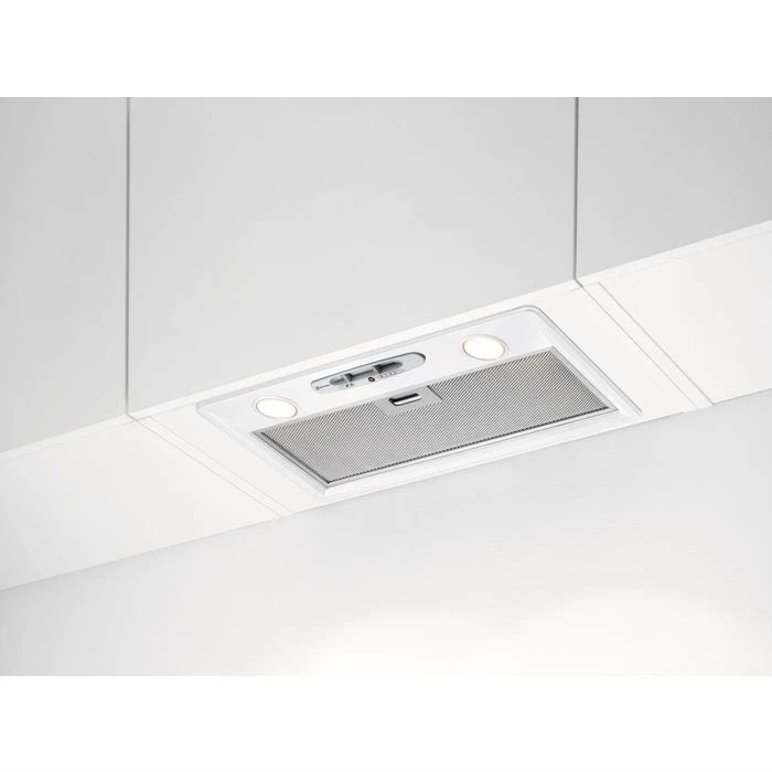  2 - Витяжка вбудована Electrolux LFG525W